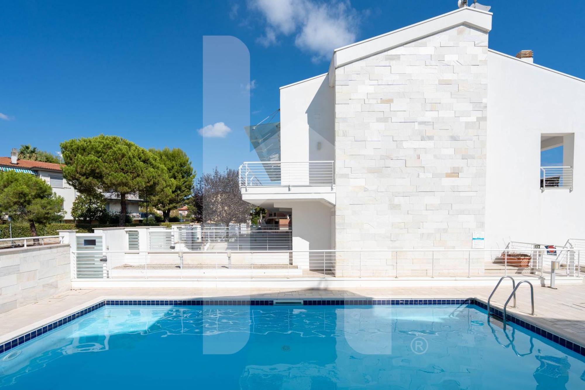 Homiday - Cerrano Park Resort بينيتو المظهر الخارجي الصورة